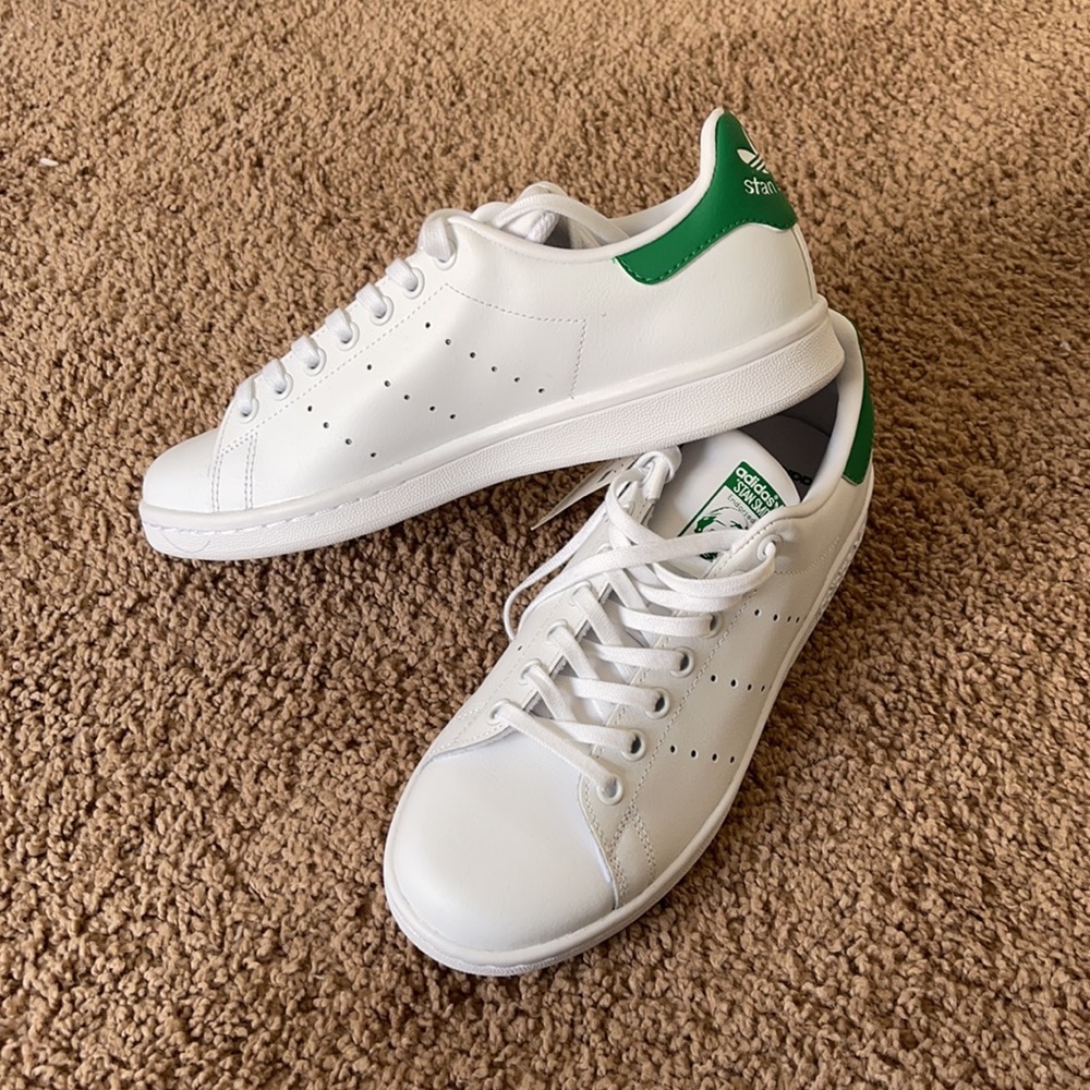 Adidas Stan Smiths View 2